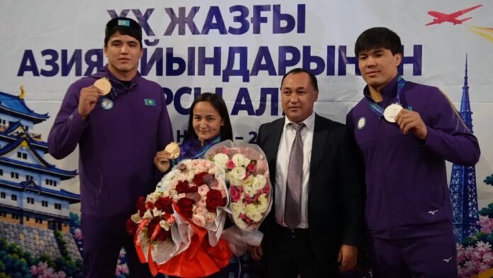 спортсмены