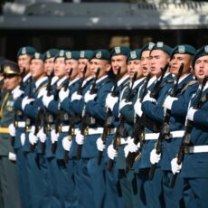 В Шымкенте 105 кадетов приняли Военную присягу